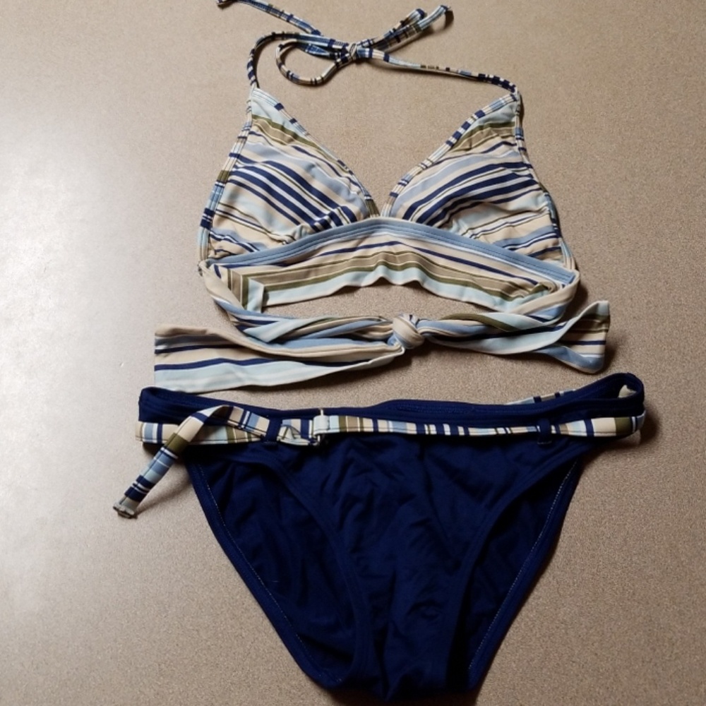 l.e.i. swimsuit